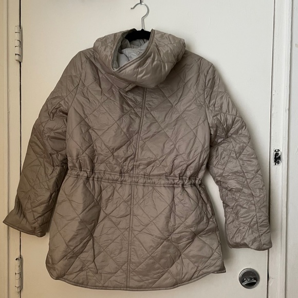 Reversible Tahari medium weight jacket - Picture 3 of 5